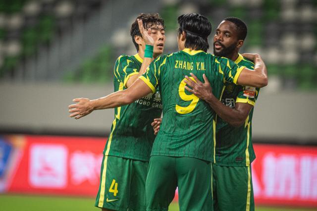 九游体育app-中超争四大戏早早收场：申花只剩眼泪国安河北逆袭